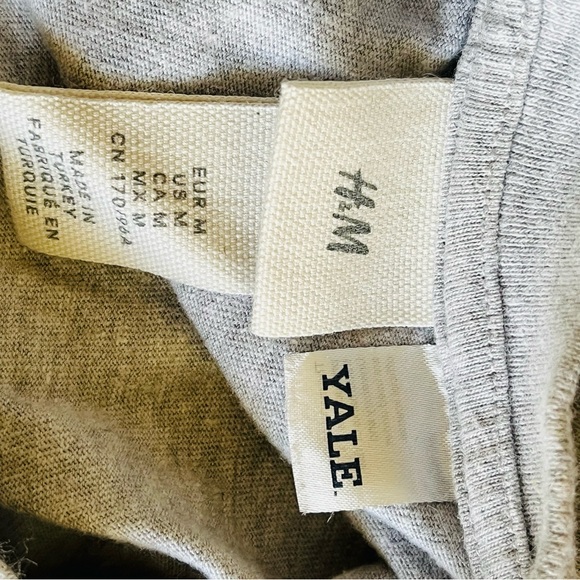 FREE H&M Top - Picture 3 of 5